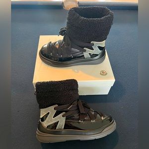 Moncler Black Sherpa-Lined Patent Leather Winter Boots